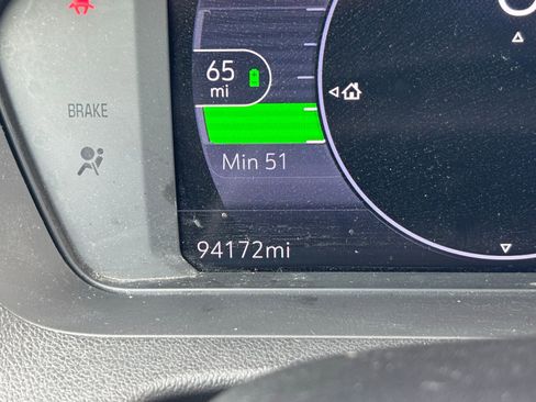 Used 2023 Chevrolet Bolt EUV LT image 5