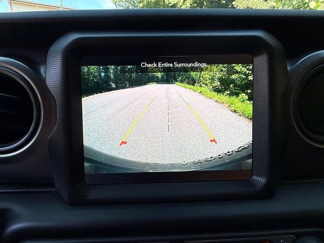 Used 2021 Jeep Wrangler Unlimited Sport AWD/4WD image 23