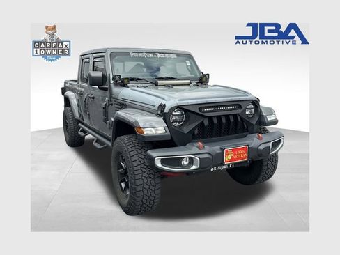 Used 2021 Jeep Gladiator Sport AWD/4WD image 1