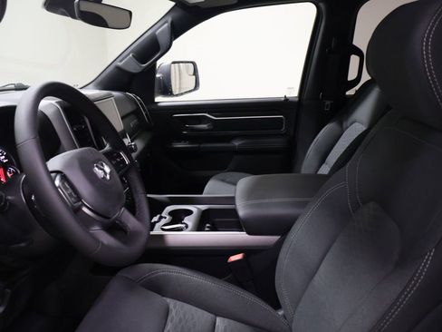 New 2026 RAM 1500 4x4 Crew Cab image 8