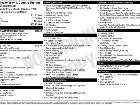 Used 2016 Chrysler Town & Country Touring w/ Driver Convenience Group image 36