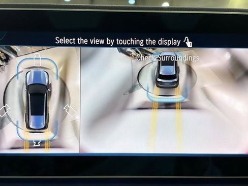 Used 2025 Mercedes-Benz GLS 580 4MATIC image 22