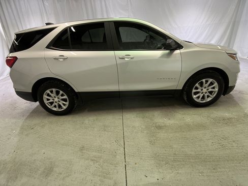 Certified 2020 Chevrolet Equinox LS w/ LS Convenience Package image 12