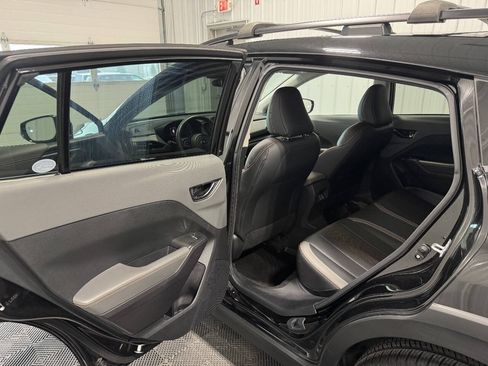 Used 2024 Subaru Crosstrek 2.5i Limited w/ Crosstrek Mirror Package AWD/4WD image 10