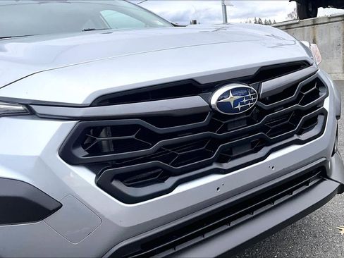 Used 2024 Subaru Crosstrek 2.0i Premium w/ Crosstrek Mirror Package image 33