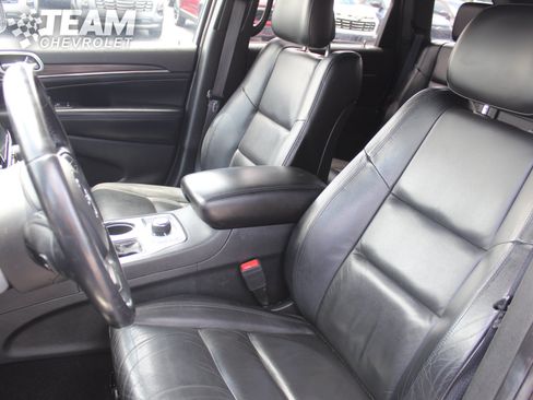 Used 2019 Jeep Grand Cherokee Limited AWD/4WD image 11