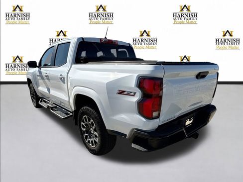 Used 2024 Chevrolet Colorado Z71 w/ Z71 Convenience Package 2 image 3