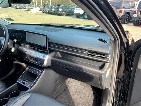 Used 2024 Hyundai Kona Limited image 13