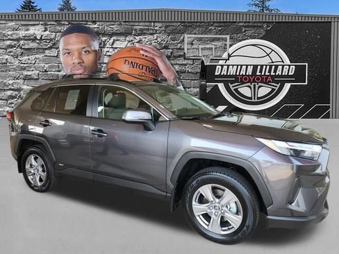 Used 2025 Toyota RAV4 XLE w/ Convenience Package AWD/4WD image 1
