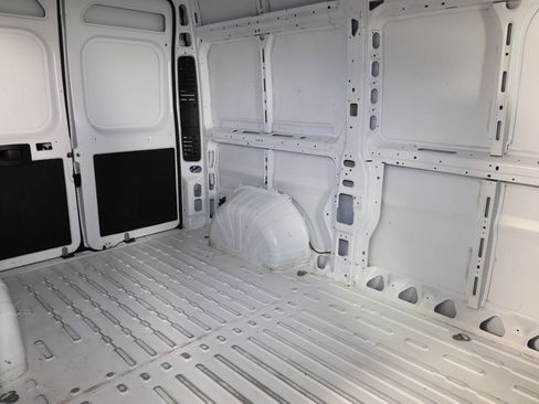 Used 2024 RAM ProMaster 2500 FWD image 27