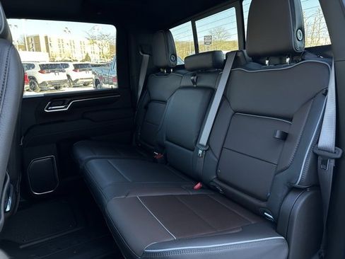 New 2026 GMC Sierra 2500 Denali w/ Denali Reserve Package image 29