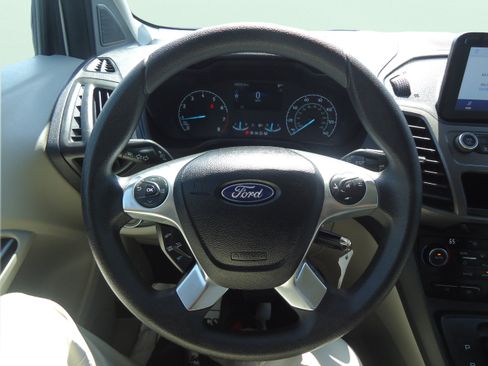 Used 2022 Ford Transit Connect XLT FWD image 13