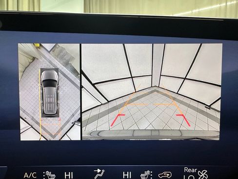 Certified 2025 Buick Enclave Sport Touring image 32