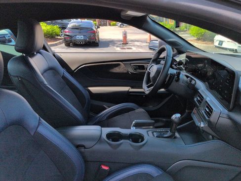 Certified 2025 Ford Mustang Dark Horse RWD image 15