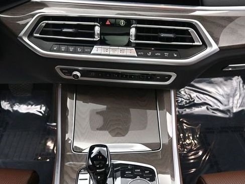Used 2023 BMW X5 xDrive40i AWD/4WD image 13
