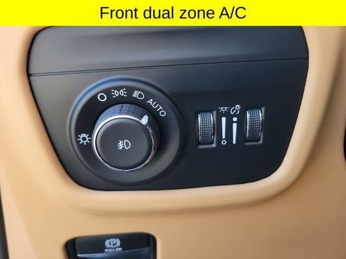 Used 2022 Jeep Grand Cherokee L Summit AWD/4WD image 19