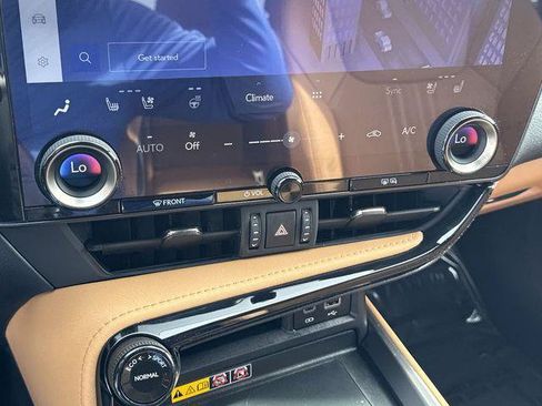 Certified 2025 Lexus NX 350h AWD w/ Accessory Package (K3) image 19