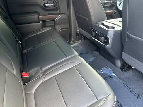 Used 2020 GMC Sierra 1500 SLT w/ SLT Premium Package AWD/4WD image 18