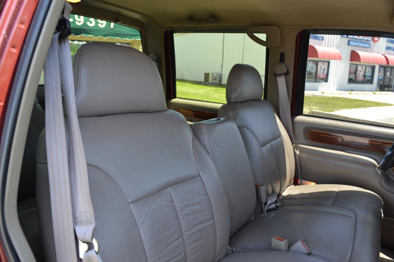 Used 1998 GMC Sierra 3500 4x4 Crew Cab w/ Marketing Option Pkg 3 image 29