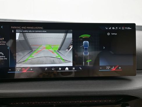 New 2026 BMW 330i Sedan w/ Premium Package RWD image 3