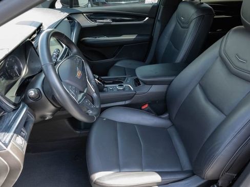 Used 2023 Cadillac XT5 Premium Luxury w/ LPO, Floor Liner Package AWD/4WD image 13
