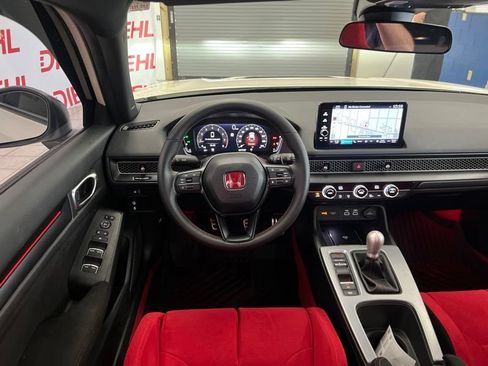 Used 2026 Honda Civic Type R image 31