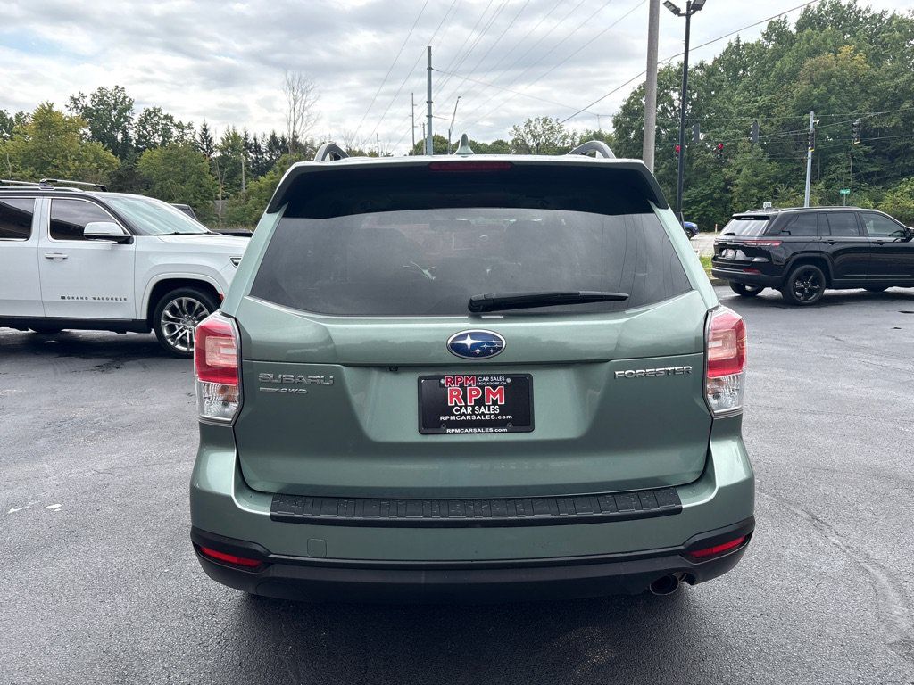 Used 2018 Subaru Forester 2.5i Limited AWD/4WD image 5