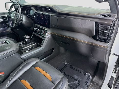 Used 2022 GMC Sierra 1500 AT4 w/ AT4 Premium Package AWD/4WD image 30