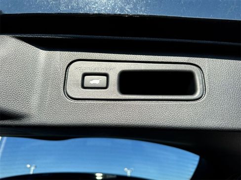 New 2025 Honda Pilot Touring image 28