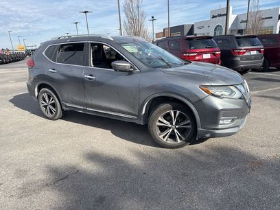 Used 2017 Nissan Rogue SL w/ SL Premium Package