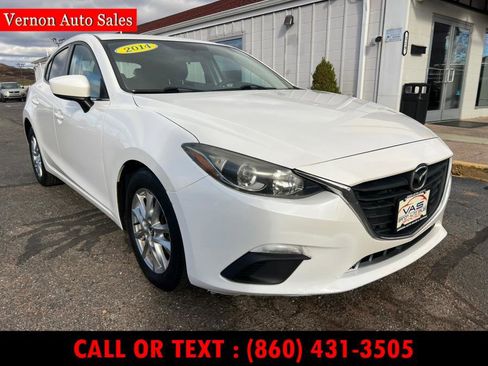 Used 2014 MAZDA MAZDA3 i Grand Touring image 3