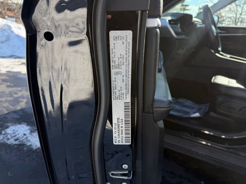 Used 2021 Jeep Grand Cherokee L Limited image 31