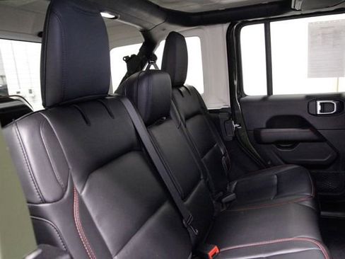 Used 2021 Jeep Wrangler Unlimited Rubicon image 17