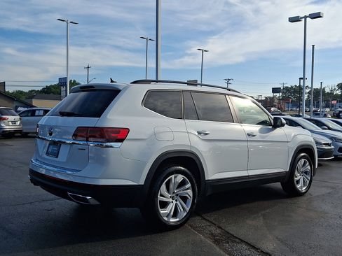 Used 2023 Volkswagen Atlas SE AWD/4WD image 6