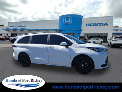 Used 2024 Toyota Sienna LE