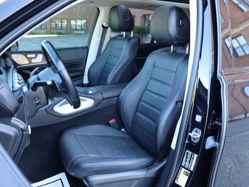Used 2023 Mercedes-Benz GLE 350 4MATIC w/ AMG Line Exterior image 13