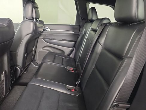 Used 2019 Jeep Grand Cherokee Limited image 30