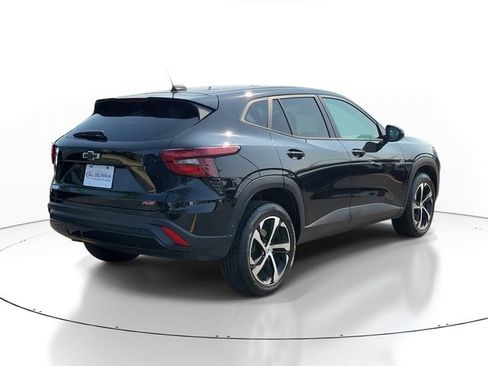 Certified 2024 Chevrolet Trax RS FWD image 4