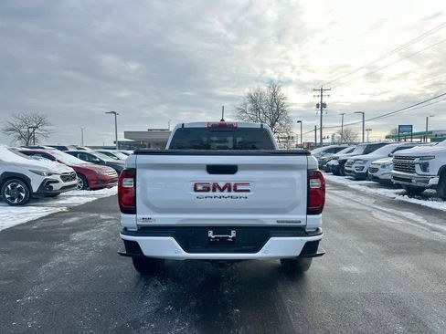 Used 2024 GMC Canyon Elevation w/ Convenience Package image 12