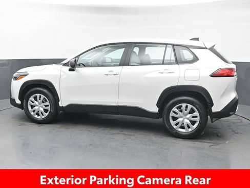 Certified 2023 Toyota Corolla Cross L image 4