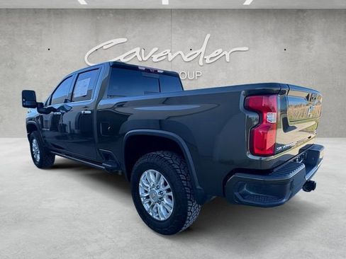 Used 2022 Chevrolet Silverado 2500 High Country w/ Z71 Off-Road Package image 14