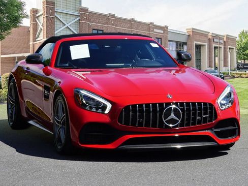 Used 2018 Mercedes-Benz AMG GT C image 3