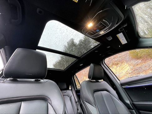 Used 2025 Jeep Wagoneer S Limited image 22