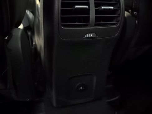 Certified 2024 Ford Escape Platinum AWD/4WD image 28