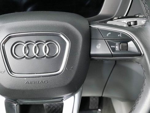 Used 2023 Audi Q5 2.0T Prestige w/ Prestige Package AWD/4WD image 12