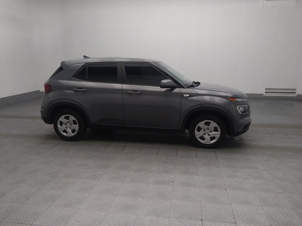 Used 2020 Hyundai Venue SE FWD image 11