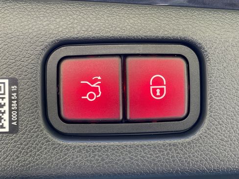 New 2026 Mercedes-Benz E 350 Sedan image 12