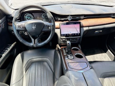 Used 2021 Maserati Quattroporte S image 25
