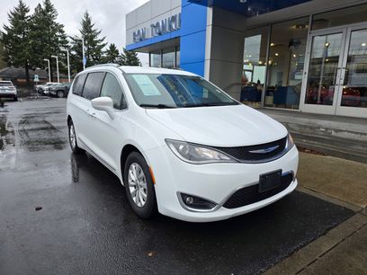 Used 2019 Chrysler Pacifica Touring-L