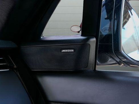 Used 2023 Land Rover Range Rover Sport SE image 30